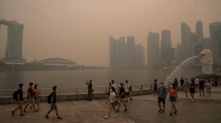 Singapore Haze Crisis 2026: Air Quality Alert And RegionalWriting the blog article Action