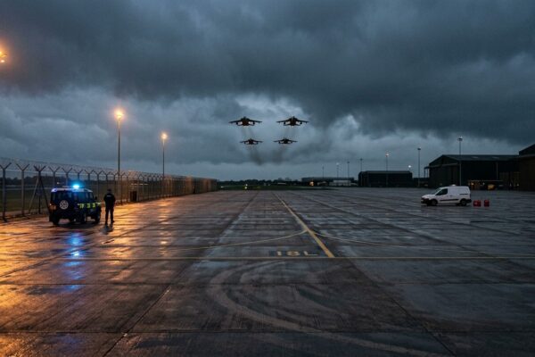 US B-1 Bombers Leave UK Base After Suspected Plot